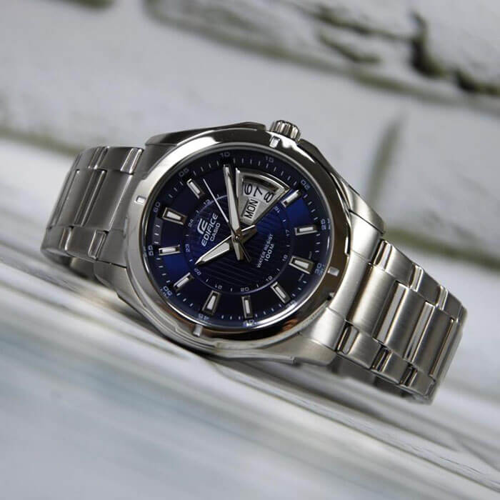 Casio Casio Edifice EF-129D-2A, edifice япония мужские часы на браслете нержавеющая сталь боковой вид