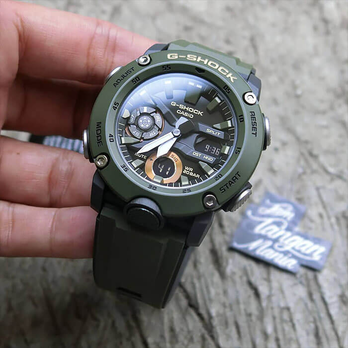 Casio Casio G-Shock GA-2000-3A спортивные наручные часы, вид спереди