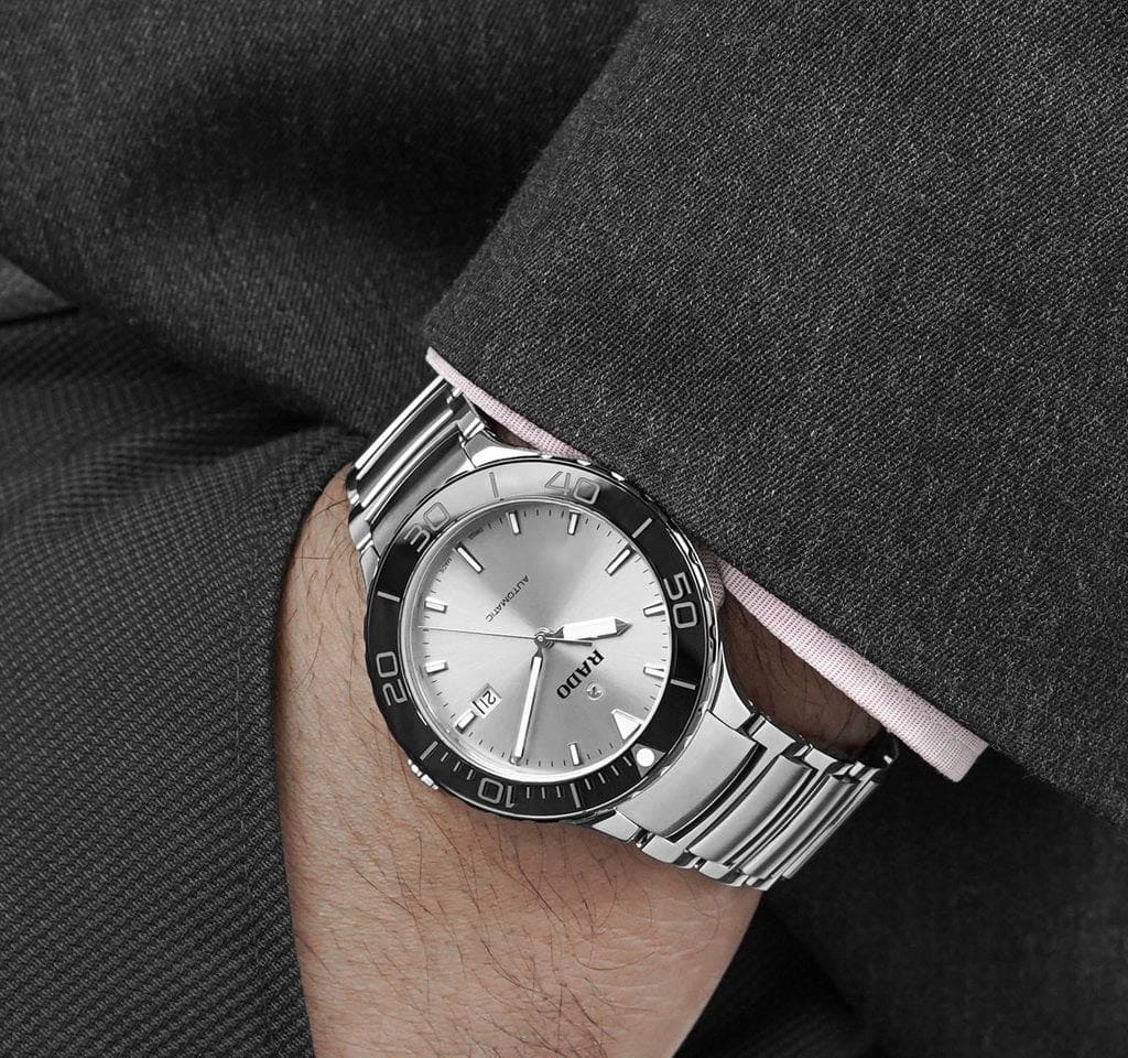 Rado Rado Centrix Automatic R30002113, centrix швейцария мужские часы на браслете нержавеющая сталь боковой вид
