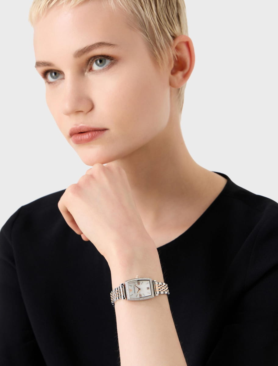 Emporio Armani Emporio Armani Gianni T-Bar AR11519 кварцевые женские часы часы крупный план белый циферблата