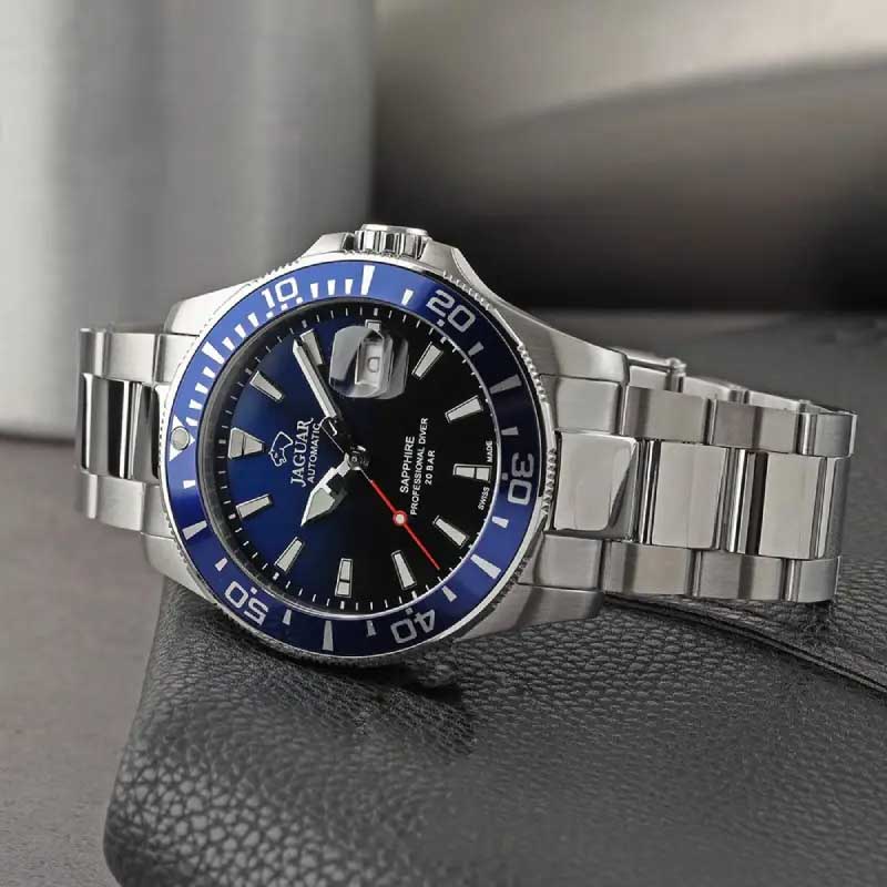 Jaguar Jaguar Automatic Diver J886/5 механические мужские часы часы крупный план  циферблата