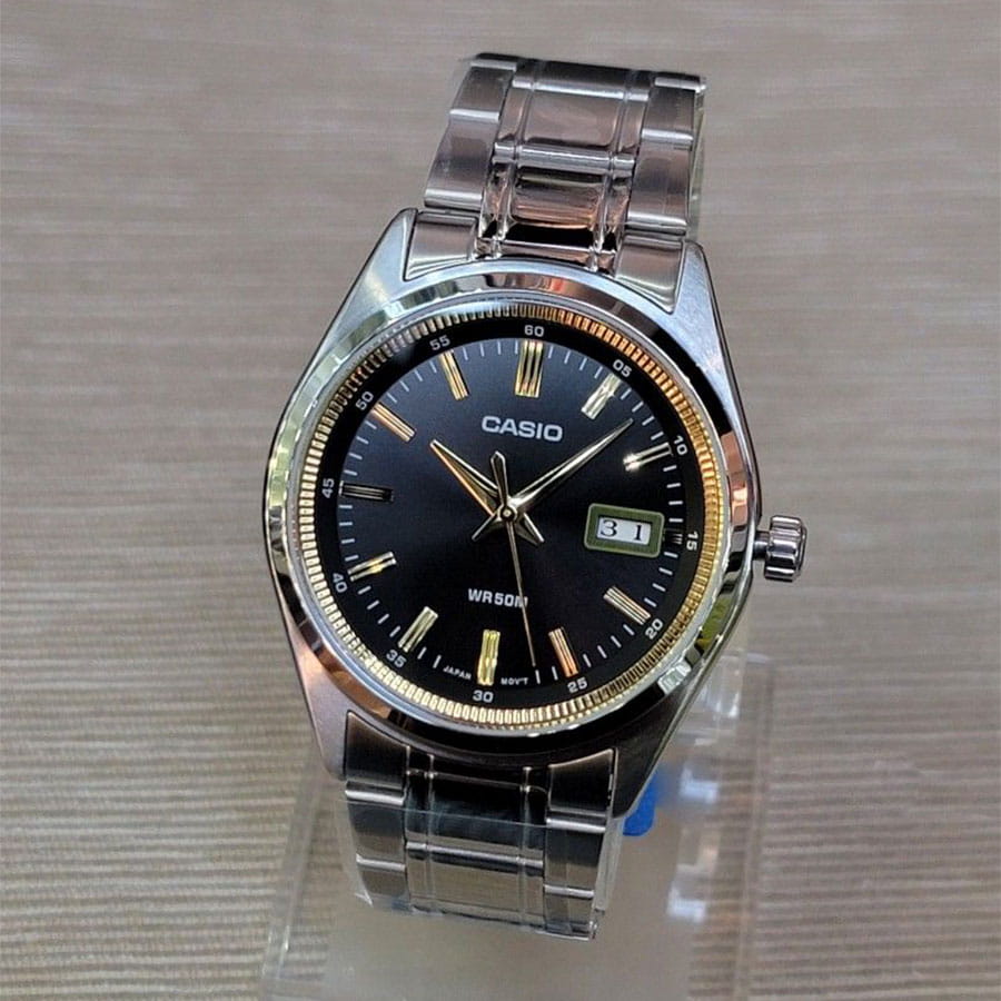 Casio Casio Collection MTP-B180D-1A2 , наручные мужские часы фото под углом