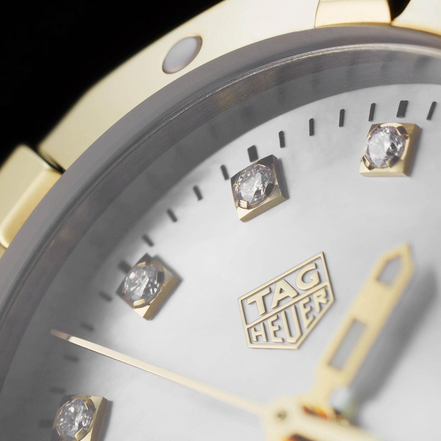 Оригинальные часы TAG Heuer TAG Heuer Aquaracer WBD1422.BB0321 кварцевые калибр механизма  общий вид