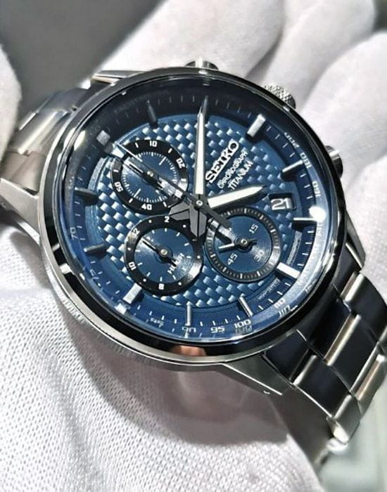 Seiko SSB387P1 мужские часы застежка крупным планом