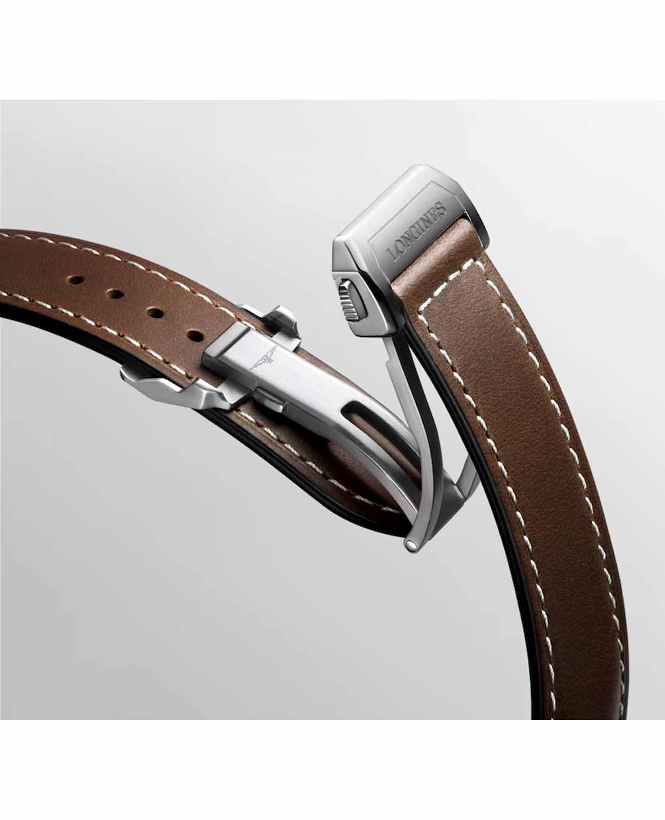 Longines Longines Spirit L3.821.4.53.2  — детали корпуса и кожаный