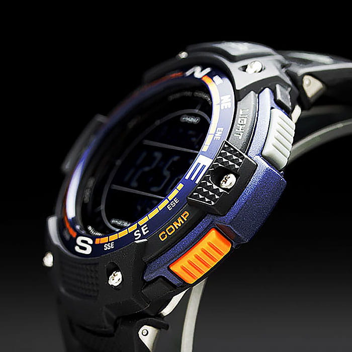 Casio SGW-100-2B мужские часы застежка крупным планом