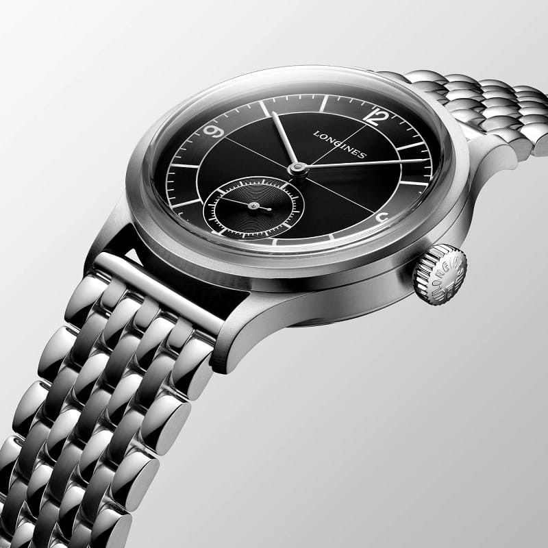 Longines Longines Heritage Classic L2.828.4.53.6 механические мужские часы часы крупный план черный циферблата