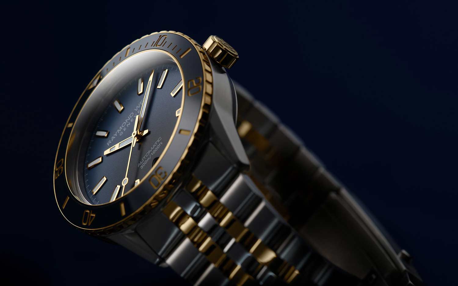 Raymond Weil Raymond Weil 2775-SP3-50051, freelancer швейцария мужские часы на браслете нержавеющая сталь с pvd-покрытием боковой вид