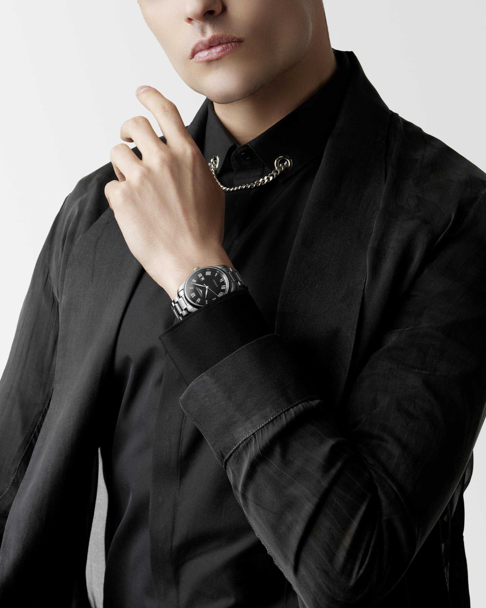 Longines Longines Master Collection L2.893.4.51.6 , наручные мужские часы фото под углом