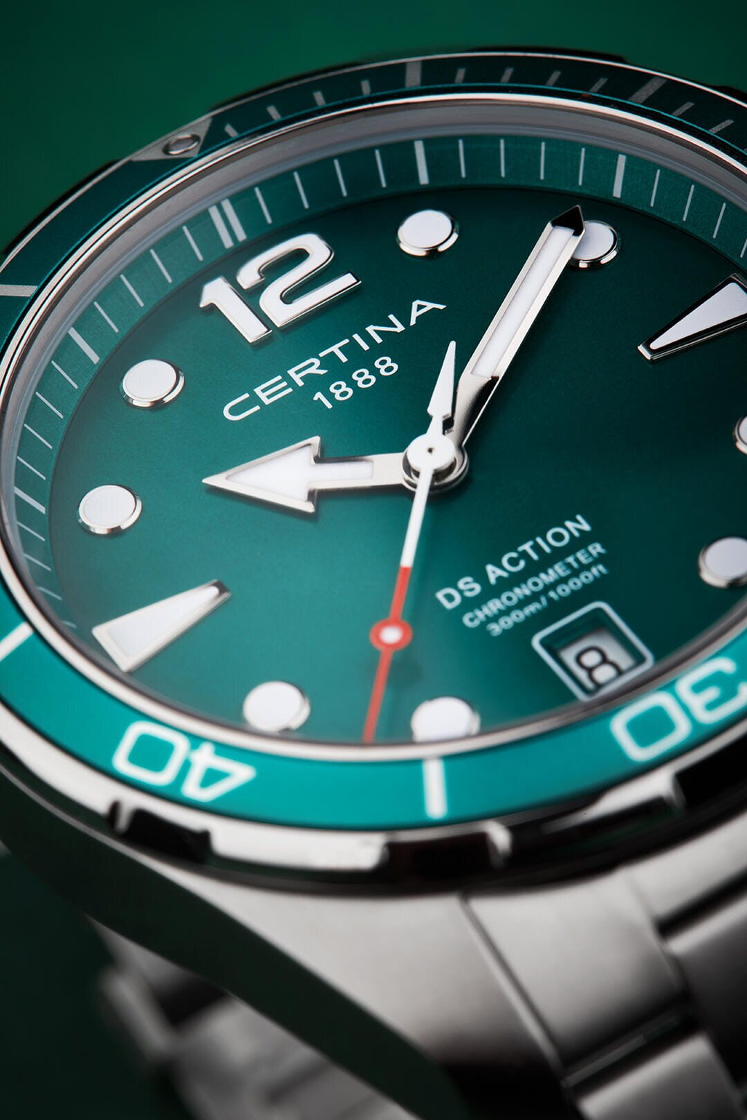 Оригинальные часы Certina Certina DS Action C032.451.11.097.00 кварцевые калибр механизма eta f07.412 общий вид