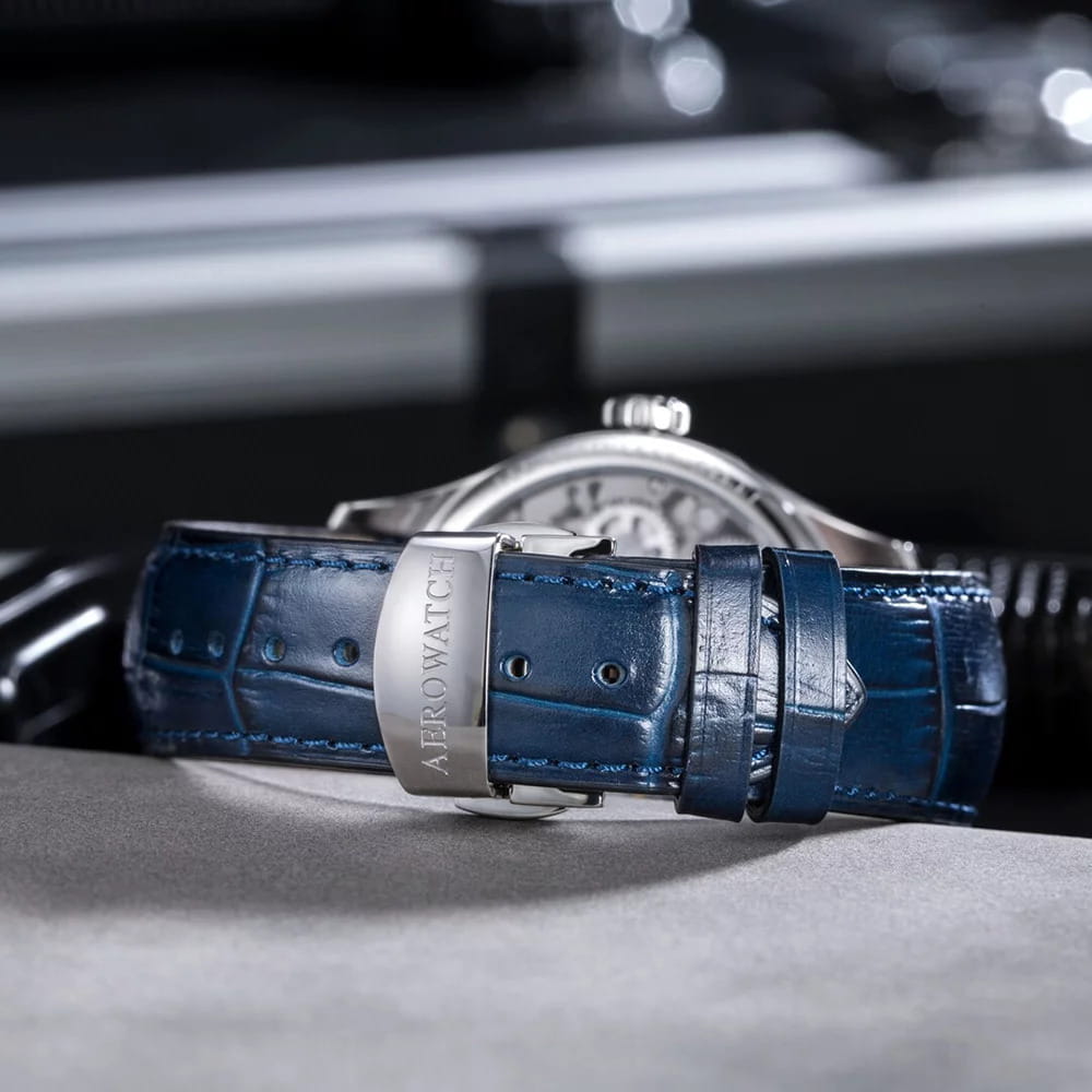 Оригинальные часы Aerowatch Aerowatch 1942 50981 AA11 механические калибр механизма  общий вид