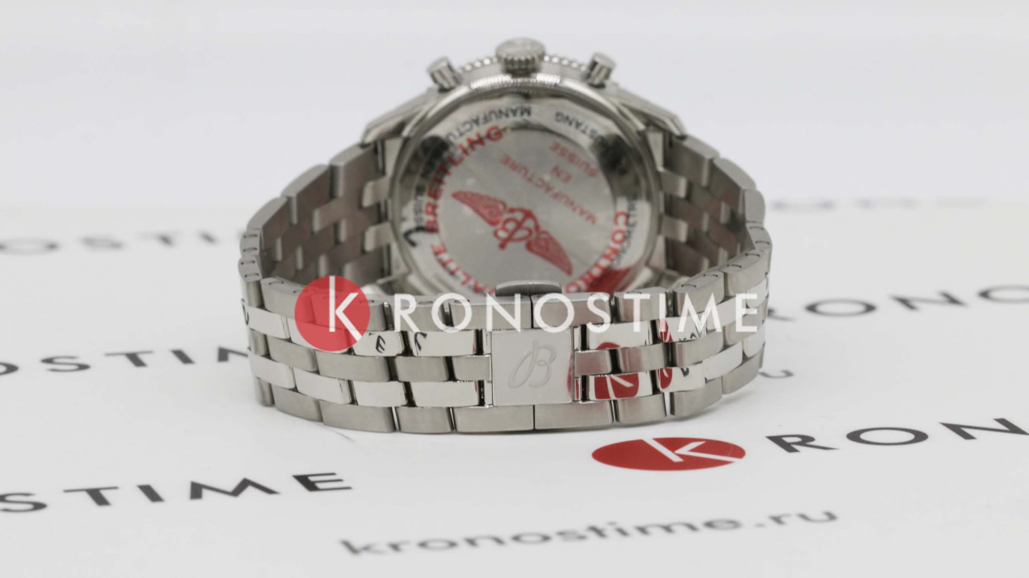 Breitling A233803A1B1A1 мужские часы застежка крупным планом