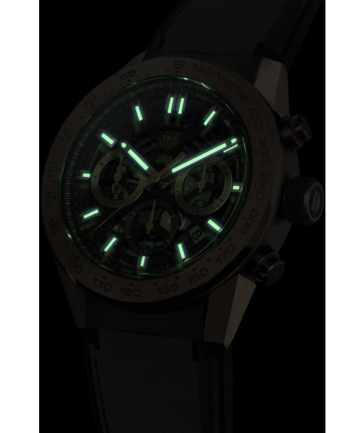 TAG Heuer TAG Heuer Carrera CBG2A51.FC6450 механические мужские часы часы крупный план черный циферблата