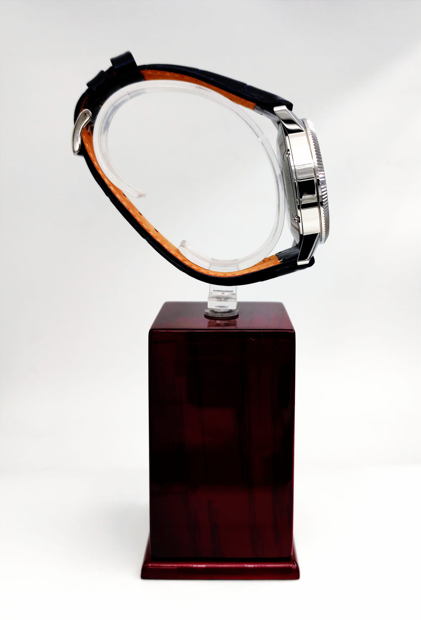 Президент 4500160 мужские часы застежка крупным планом