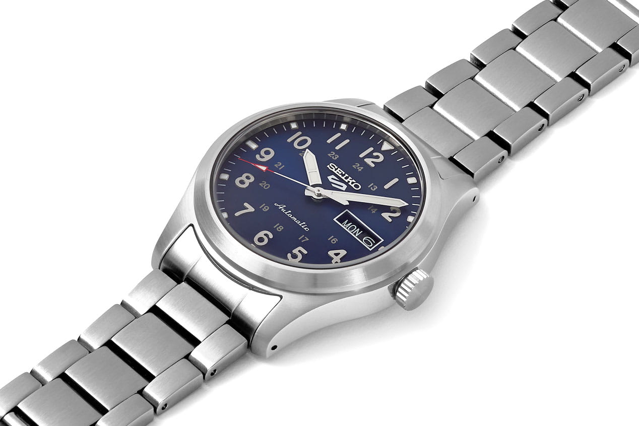 Seiko Seiko 5 Sports Field series SRPG29K1S, 5 sports япония мужские часы на браслете нержавеющая сталь боковой вид