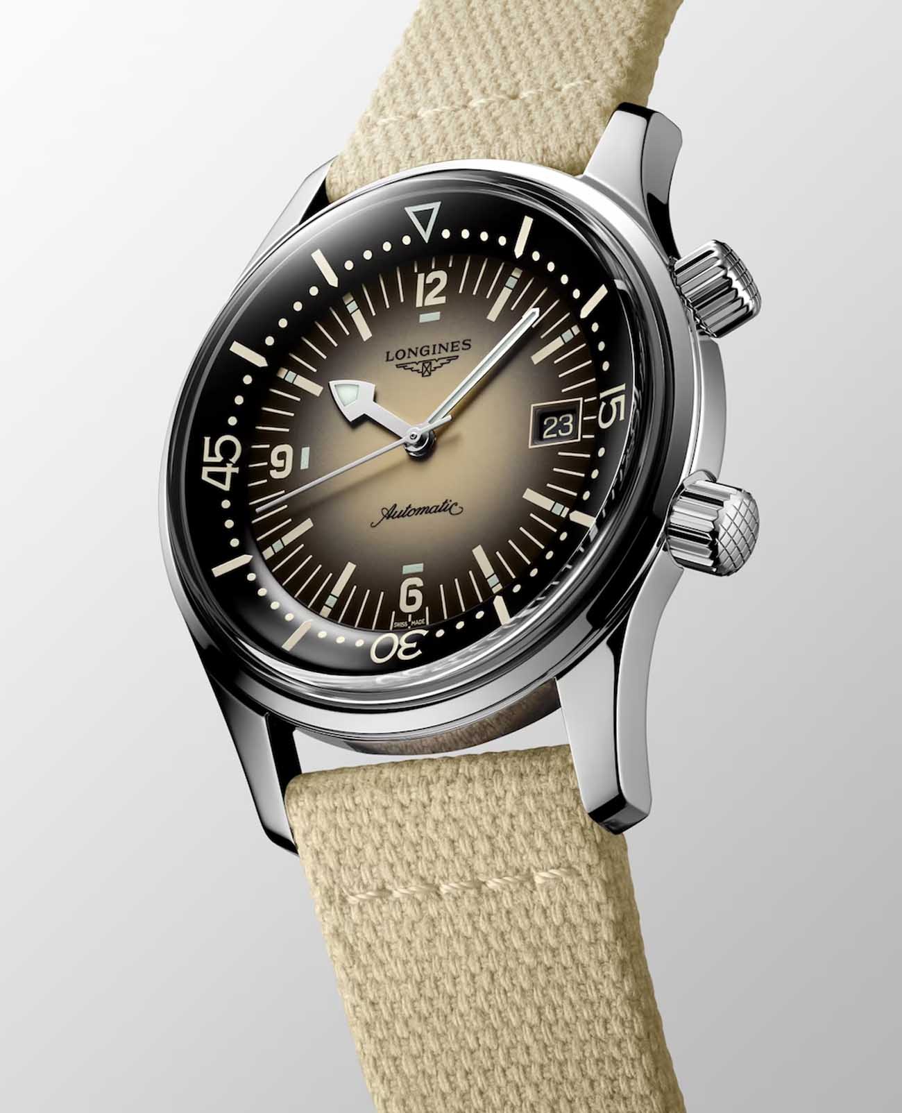 Longines Longines Legend Diver Watch L3.774.4.30.2, legend diver watch швейцария мужские часы на браслете тканевый боковой вид