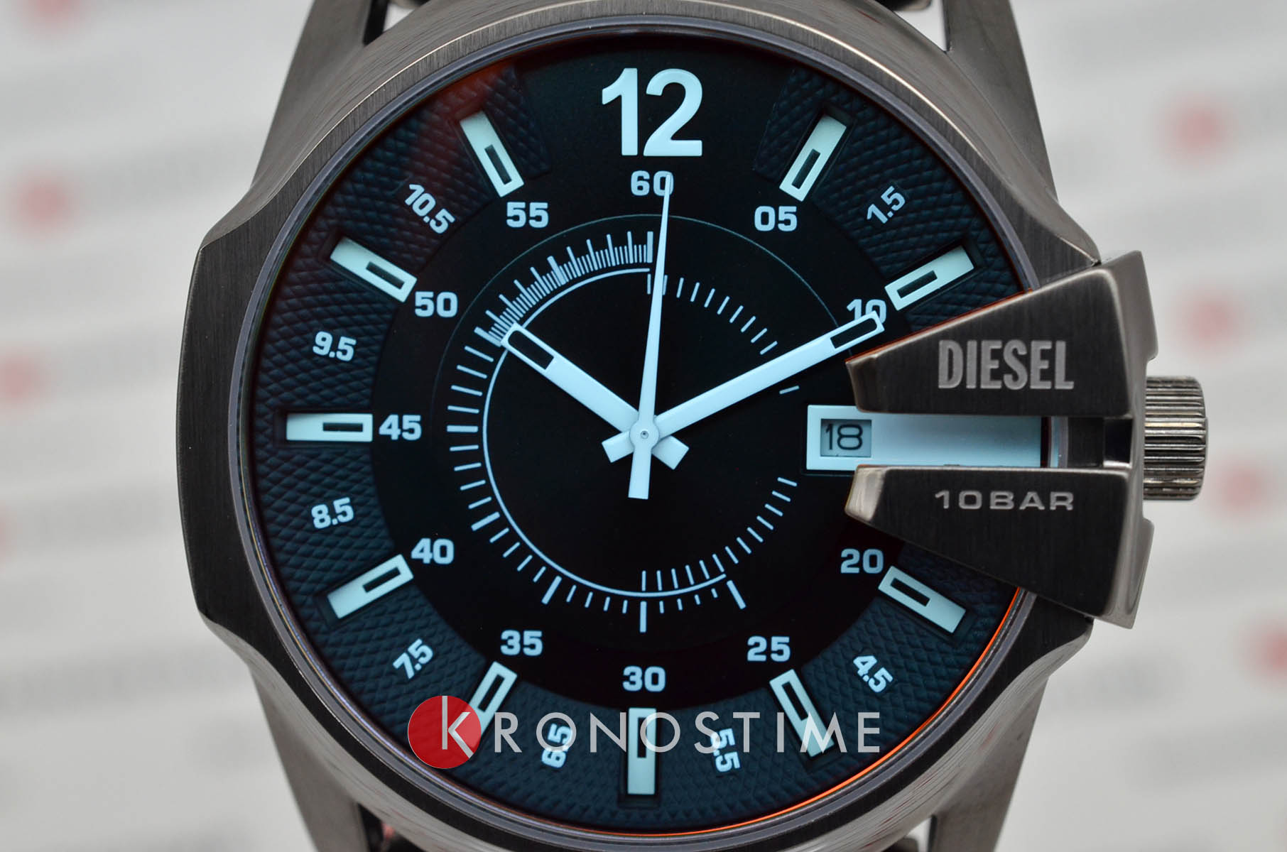 Diesel DZ1965 мужские часы застежка крупным планом