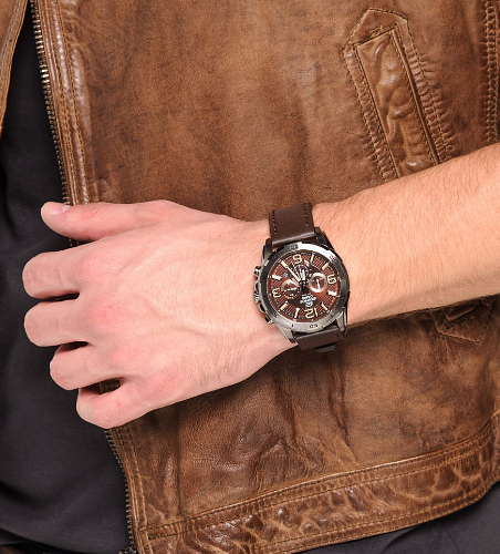 Casio Casio Edifice EFR-538L-5A кварцевые мужские часы часы крупный план коричневый циферблата