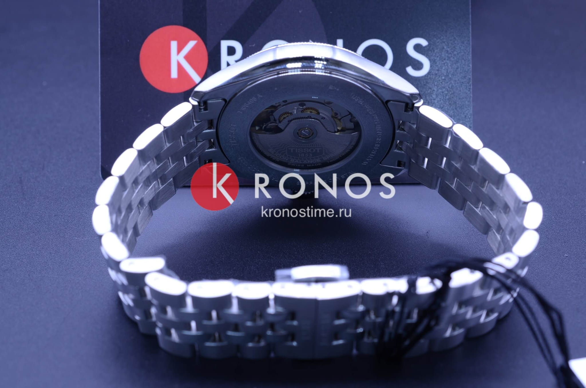 Tissot T1084081105700 мужские часы застежка крупным планом