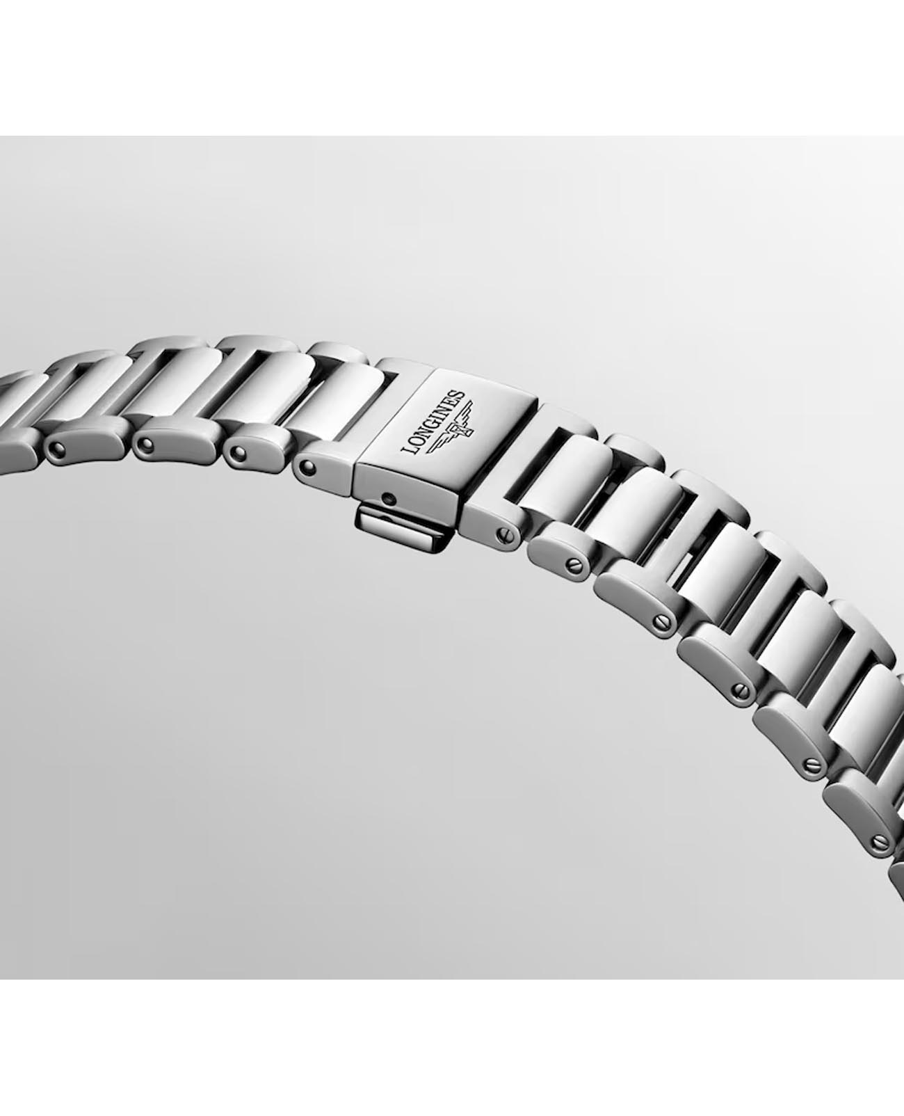 Longines Longines Conquest L3.430.4.72.6  — детали корпуса и нержавеющая сталь