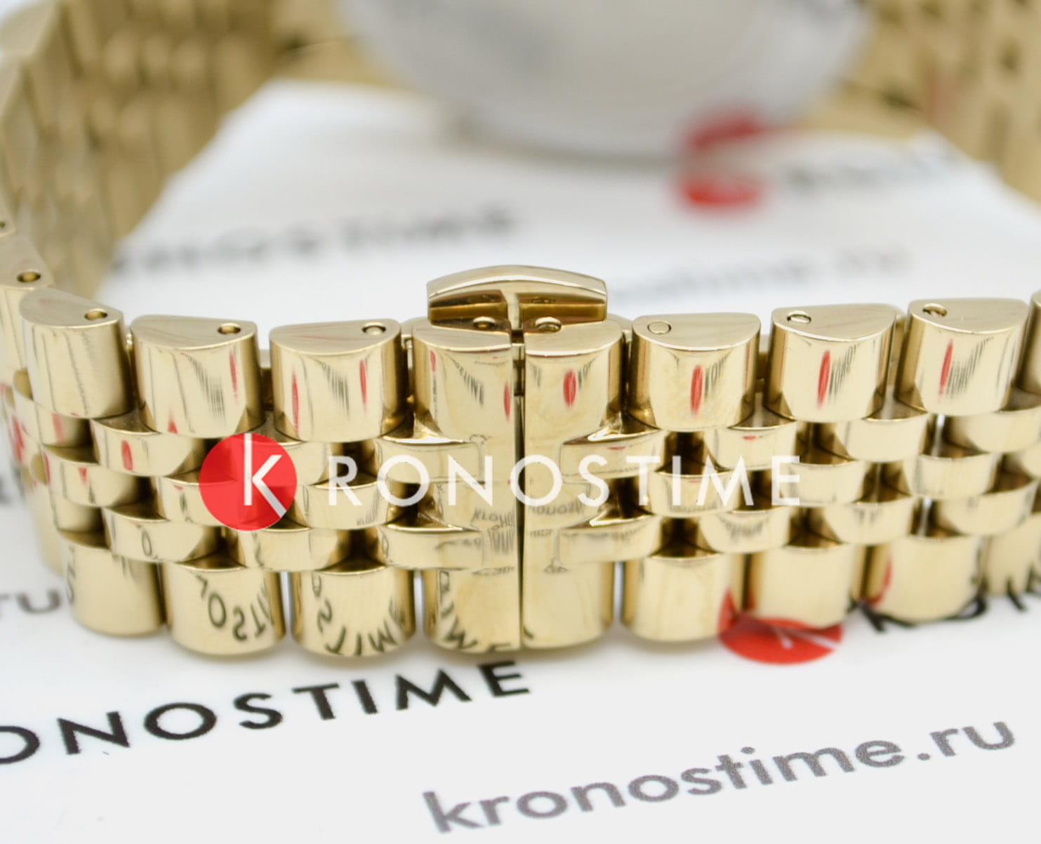 U.S. Polo Assn. USPA2040-05 женские часы застежка крупным планом