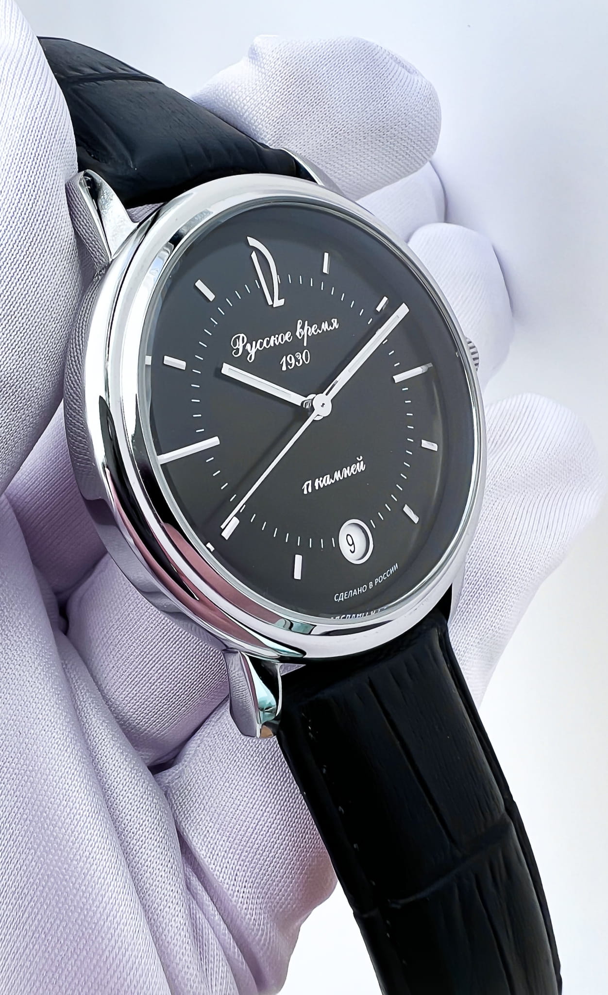 Русское Время Русское Время 43200232 механические мужские часы часы крупный план черный циферблата