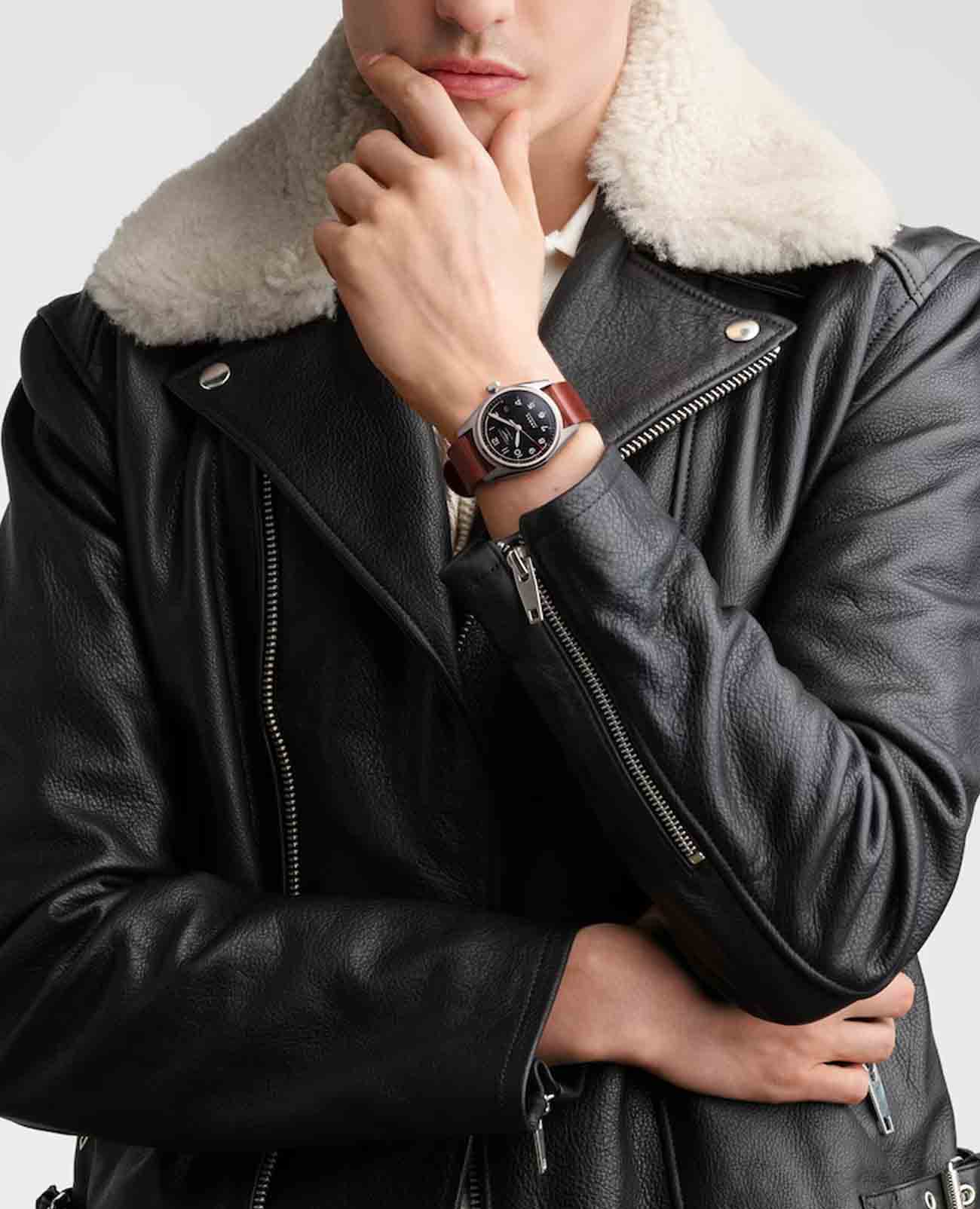 Longines Longines Spirit Prestige Edition L3.810.4.53.9  — детали корпуса и нержавеющая сталь