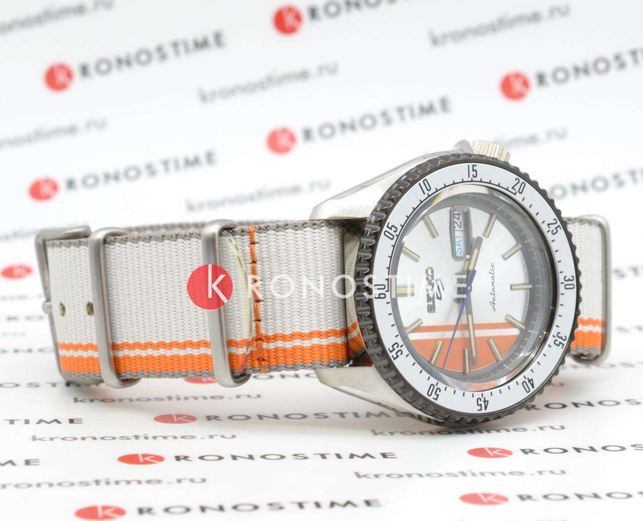 Seiko Seiko 5 Sports SRPK73 мужские часы  циферблат на запястье