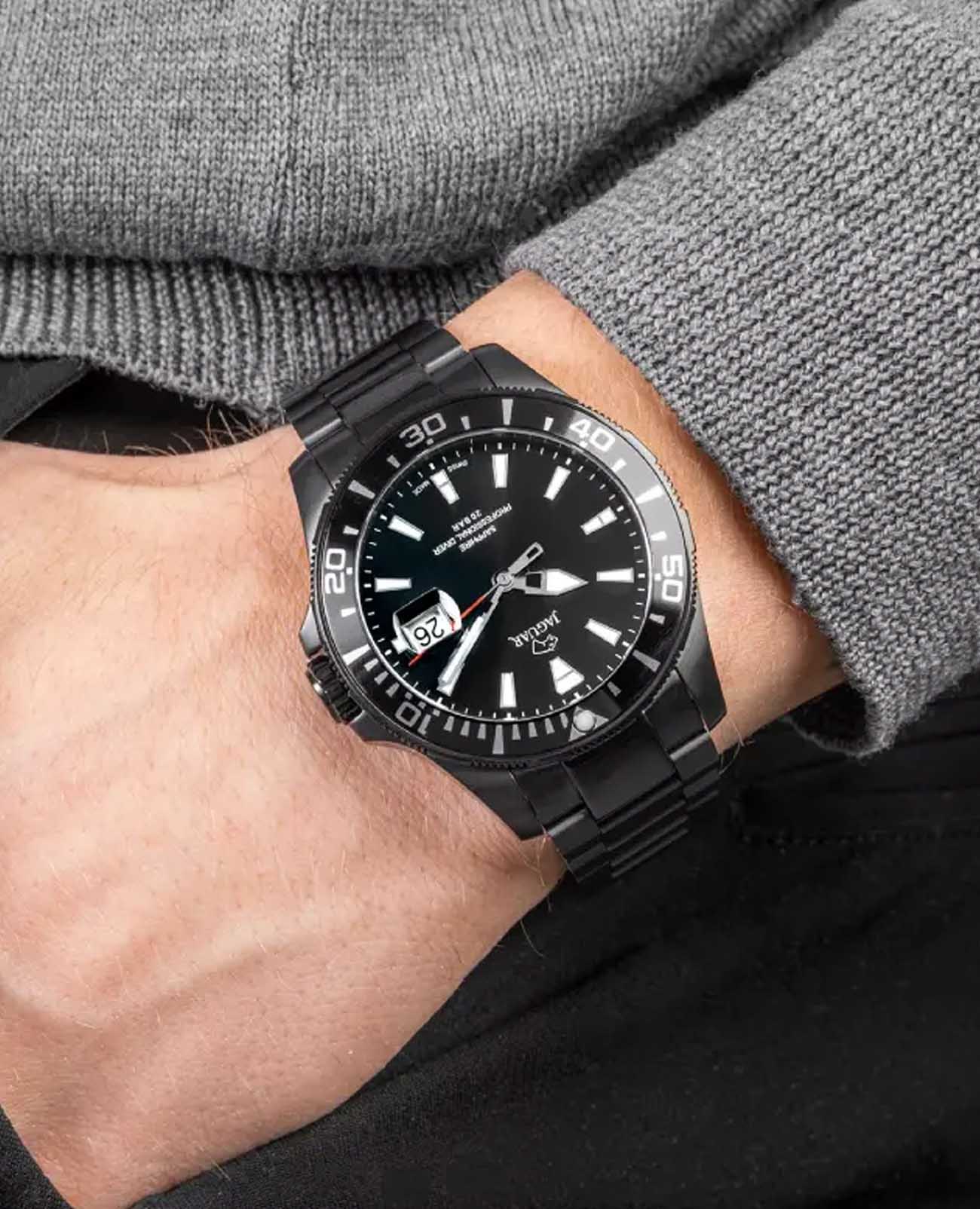 Jaguar Jaguar Executive Diver J989/1,  швейцария мужские часы на браслете нержавеющая сталь с pvd-покрытием боковой вид