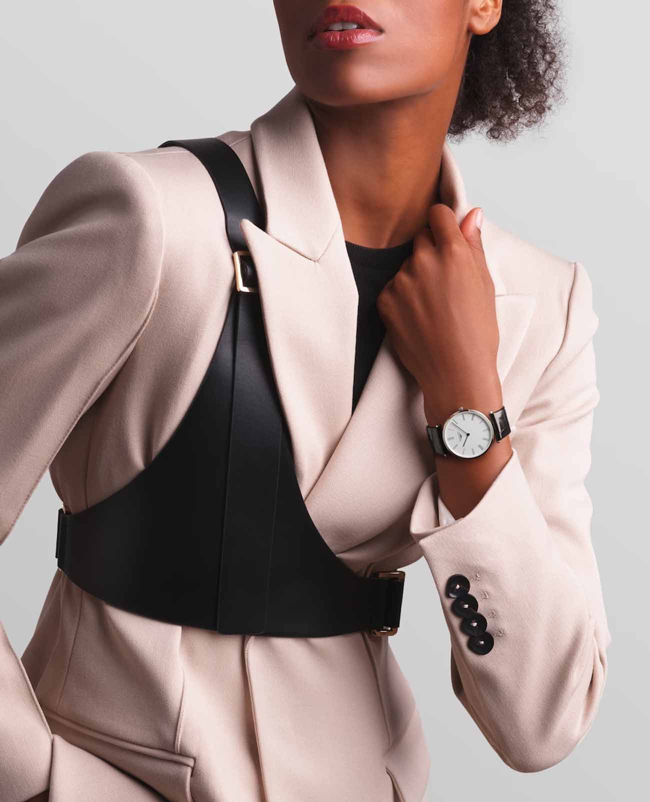 Оригинальные часы Longines Longines La Grande Classique L4.755.4.11.2 кварцевые калибр механизма l420 (на основе eta 282.001) общий вид