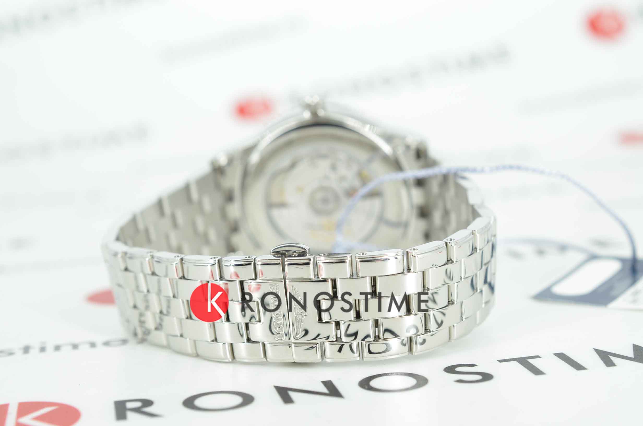 Longines Longines Flagship  L4.984.4.70.6 мужские часы бежевый циферблат на запястье