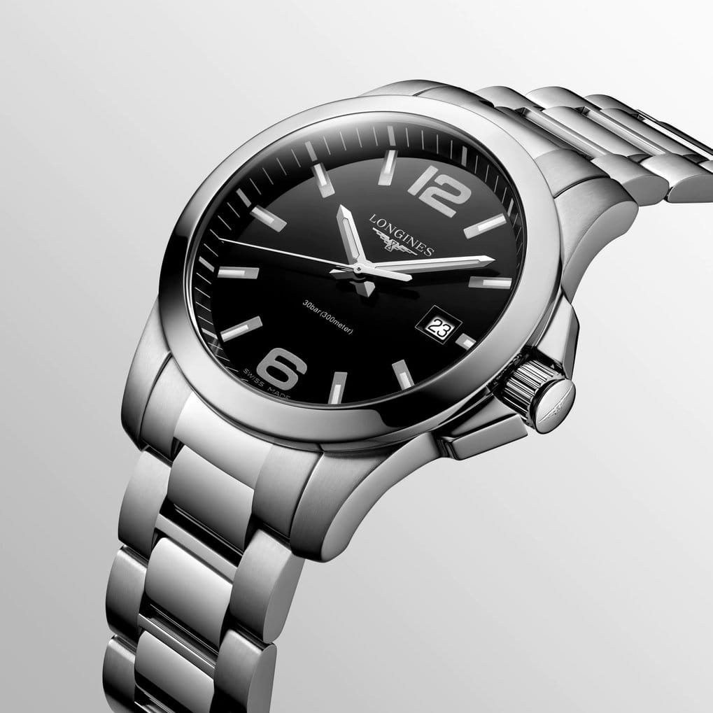 Longines Longines Conquest L3.759.4.58.6 кварцевые мужские часы часы крупный план черный циферблата