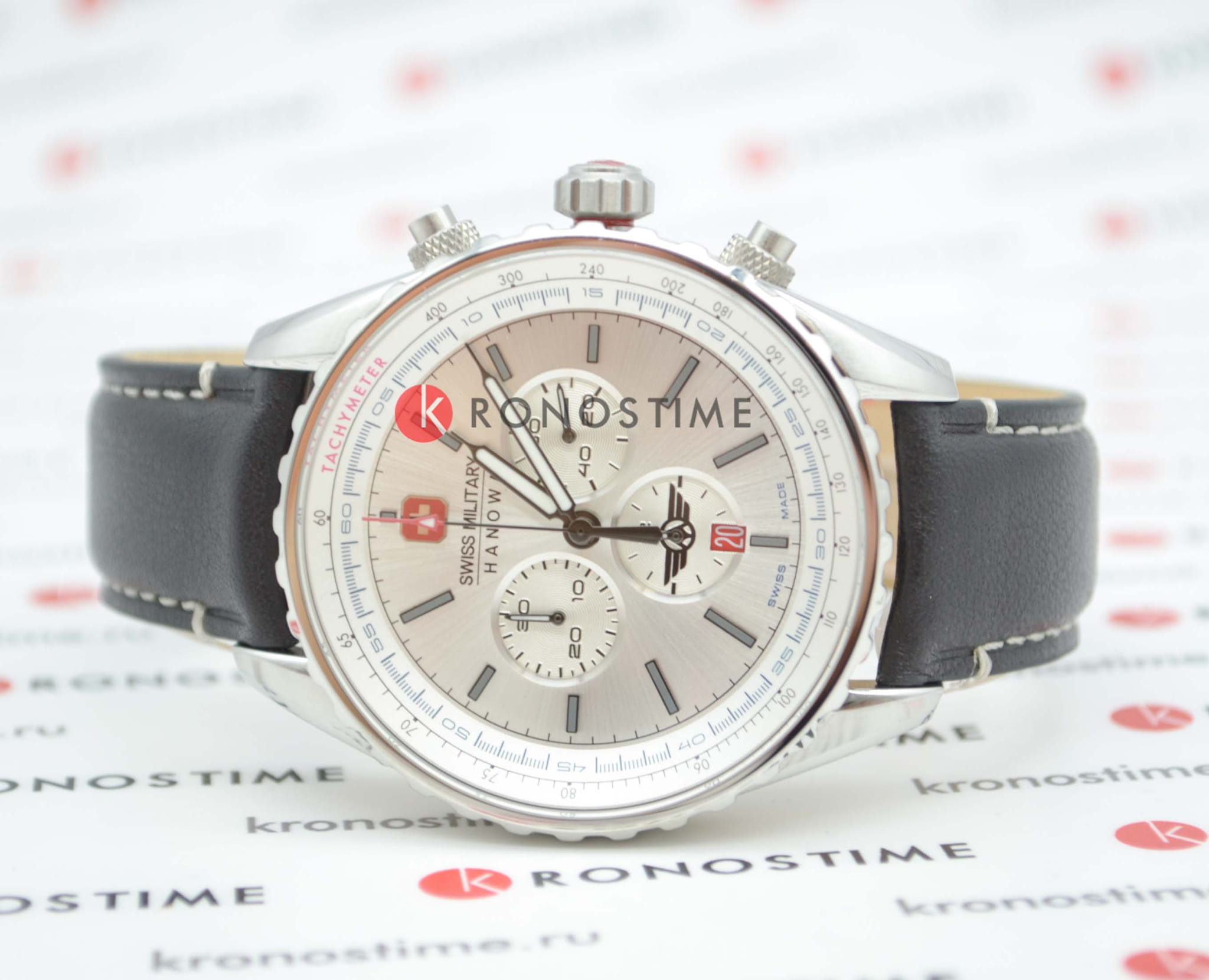 Swiss Military Hanowa Swiss Military Hanowa SMWGC0000302 кварцевые мужские часы часы крупный план белый циферблата