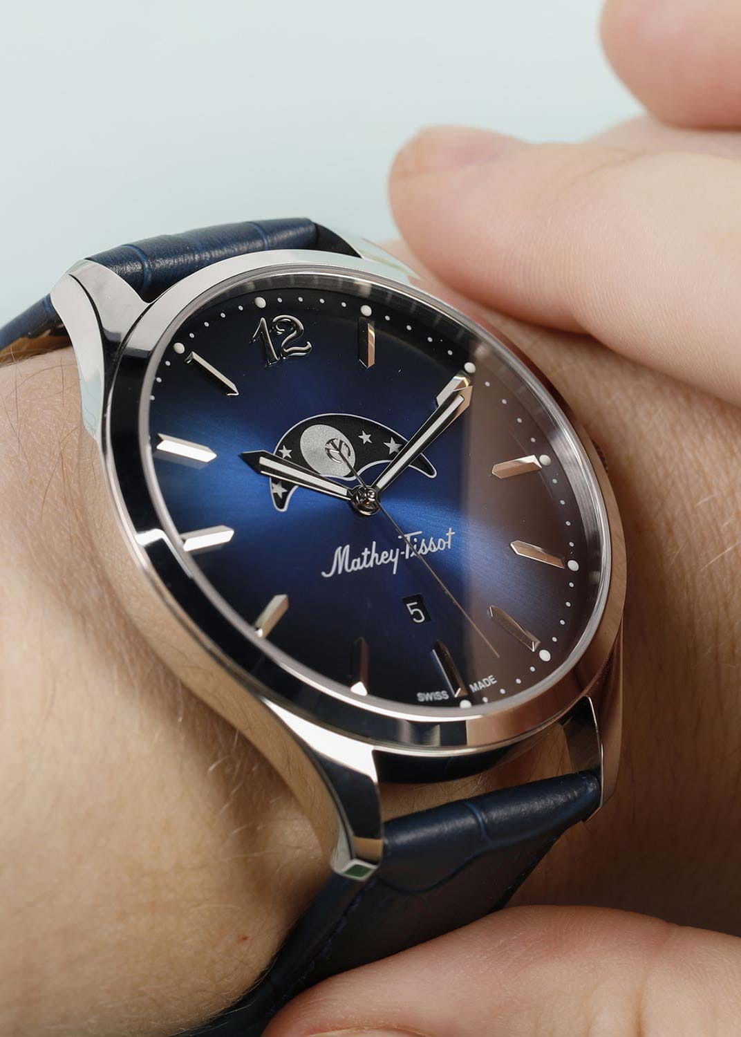 Mathey-Tissot Mathey-Tissot Urban H411LABU , наручные мужские часы фото под углом