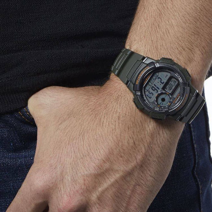 Casio Casio Collection AE-1000W-3AVDF (AE-1000W-3A) япония наручные мужские часы заводная головка с логотипом Casio