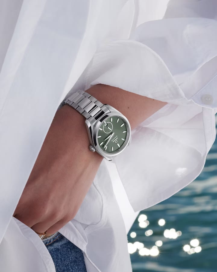 Omega Omega Seamaster Aqua Terra 220.10.38.20.10.001 женские часы зеленый циферблат на запястье