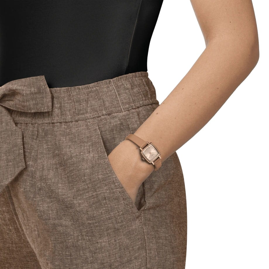 Tissot Tissot Lovely Square T058.109.36.031.01, t-lady швейцария женские часы на браслете кожаный боковой вид