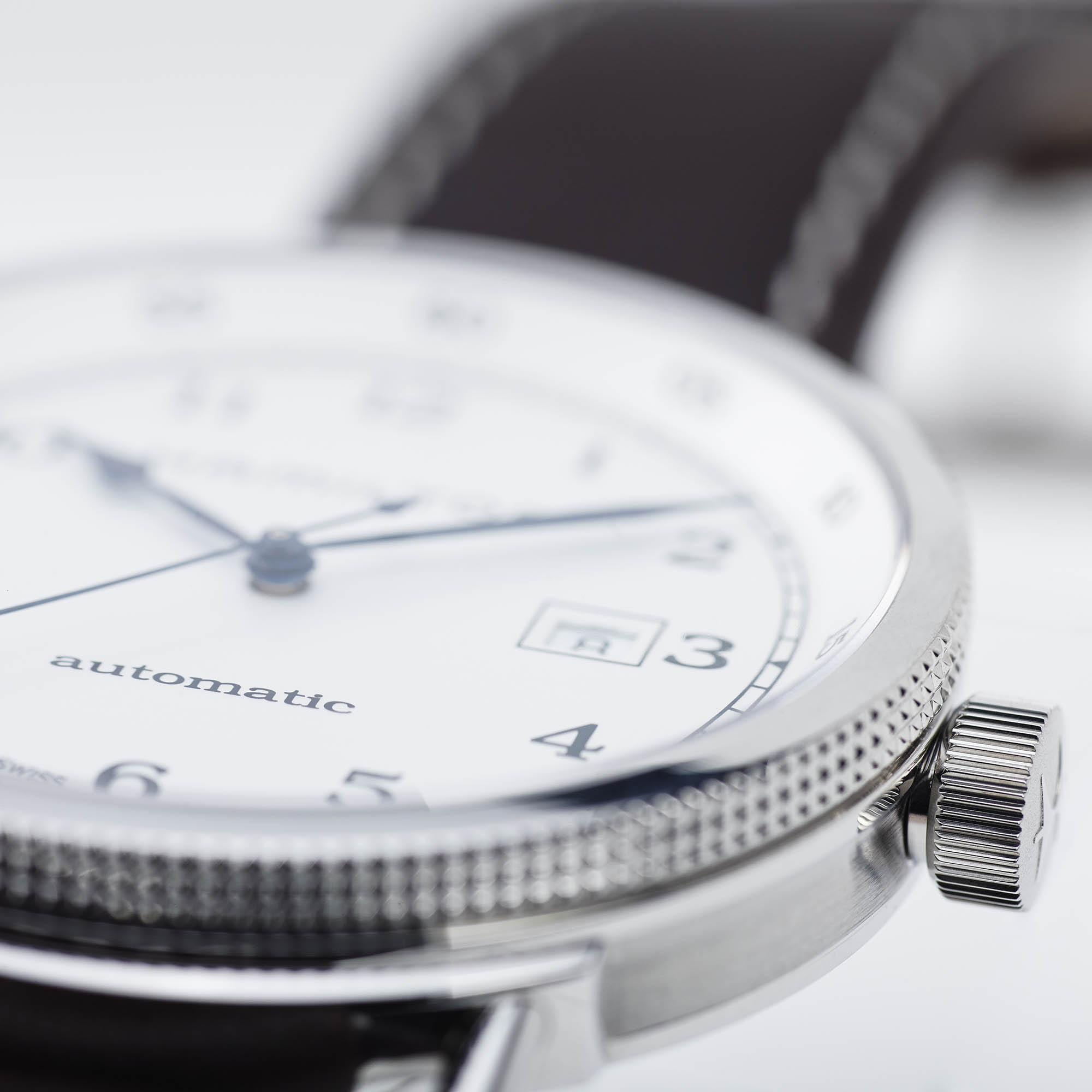 Оригинальные часы Hamilton Hamilton Khaki Navy Pioneer Auto H77715553 механические калибр механизма h-10 общий вид