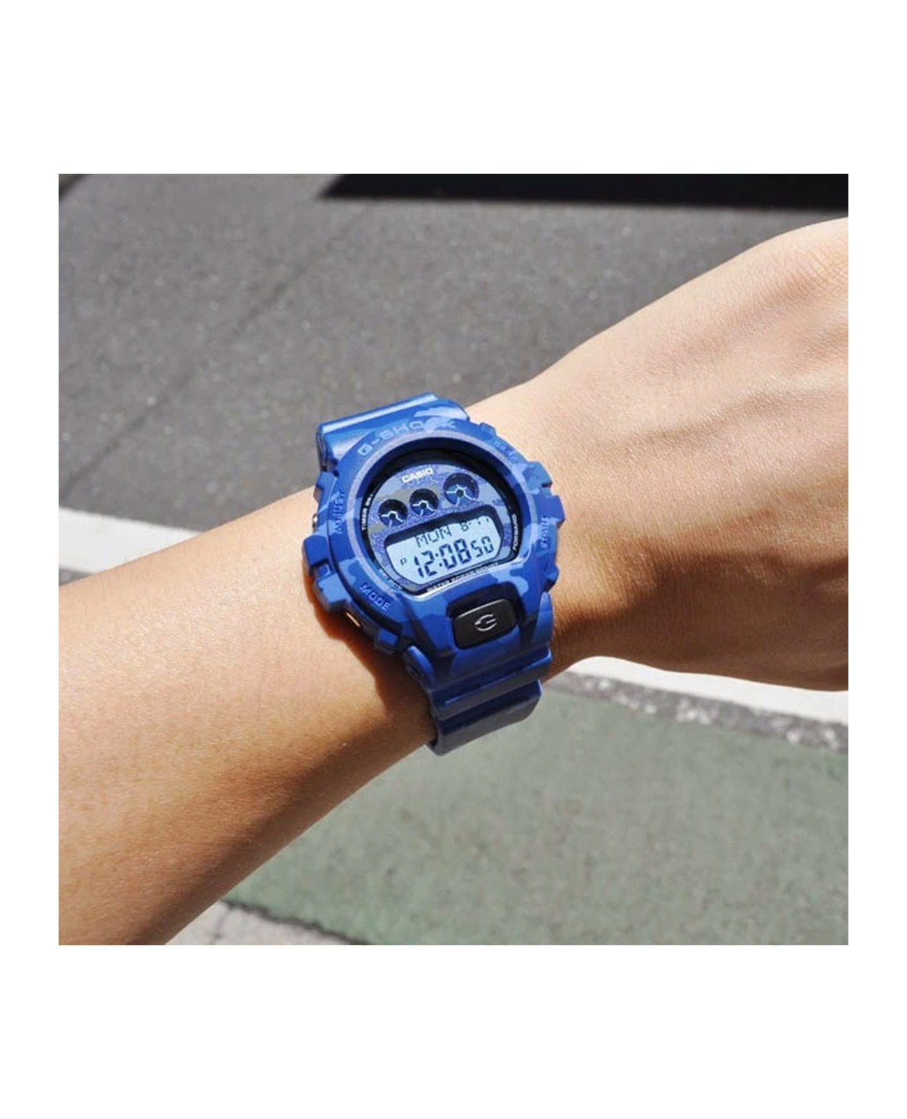 Casio Casio G-Shock GMD-S6900CF-2ER , наручные женские часы фото под углом
