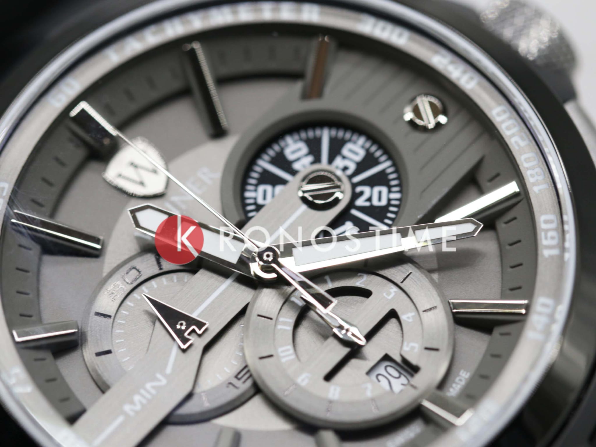 Wainer Wainer Trio WA.16910-F,  швейцария мужские часы на браслете силикон боковой вид