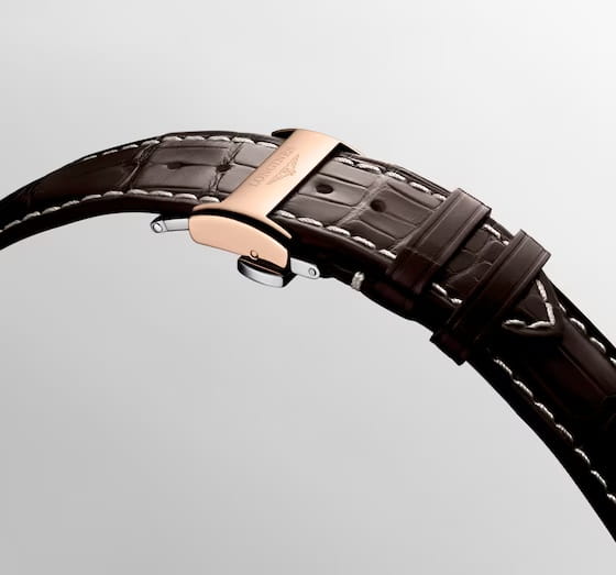 Longines Longines Master Collection L2.793.9.77.3 механические женские часы часы крупный план белый циферблата