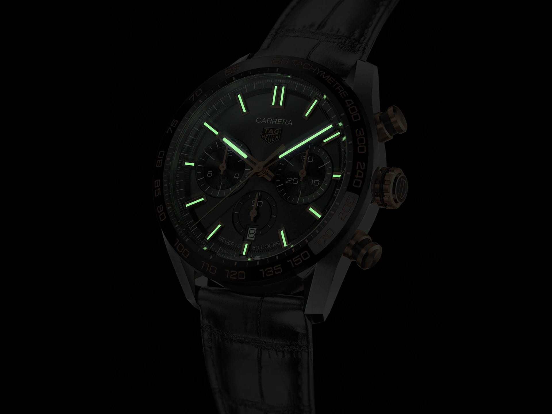 TAG Heuer TAG Heuer Carrera CBN2A5A.FC6481 механические мужские часы часы крупный план черный циферблата