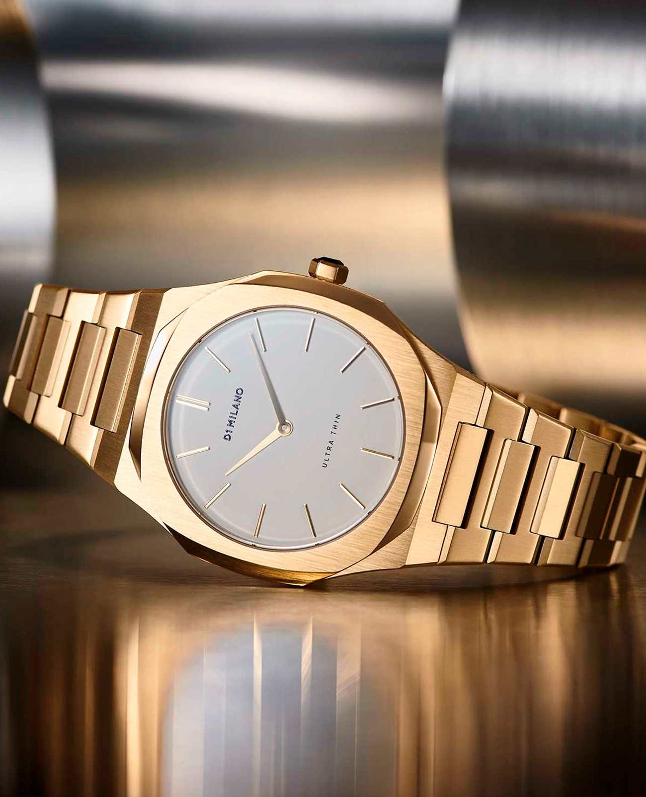 D1 Milano D1 Milano Ultra Thin UTBL03  — детали корпуса и нержавеющая сталь с pvd-покрытием