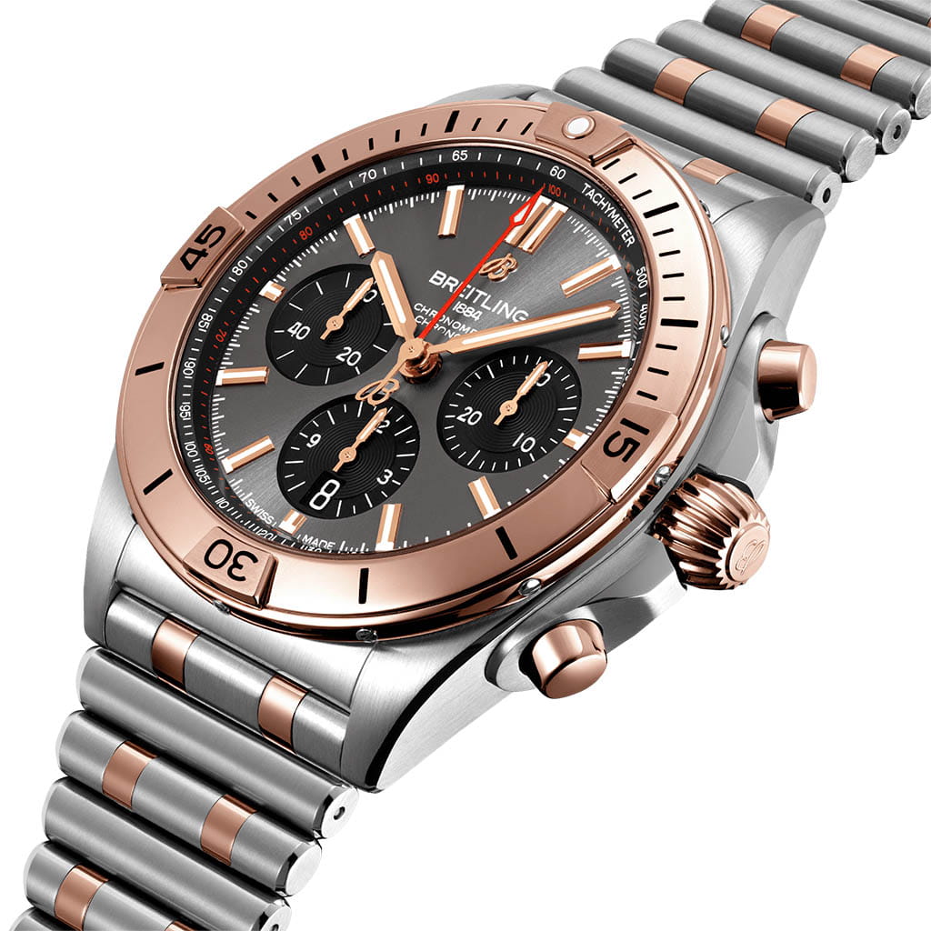 Breitling Breitling Chronomat B01 42 UB0134101B1U1 , наручные мужские часы фото под углом