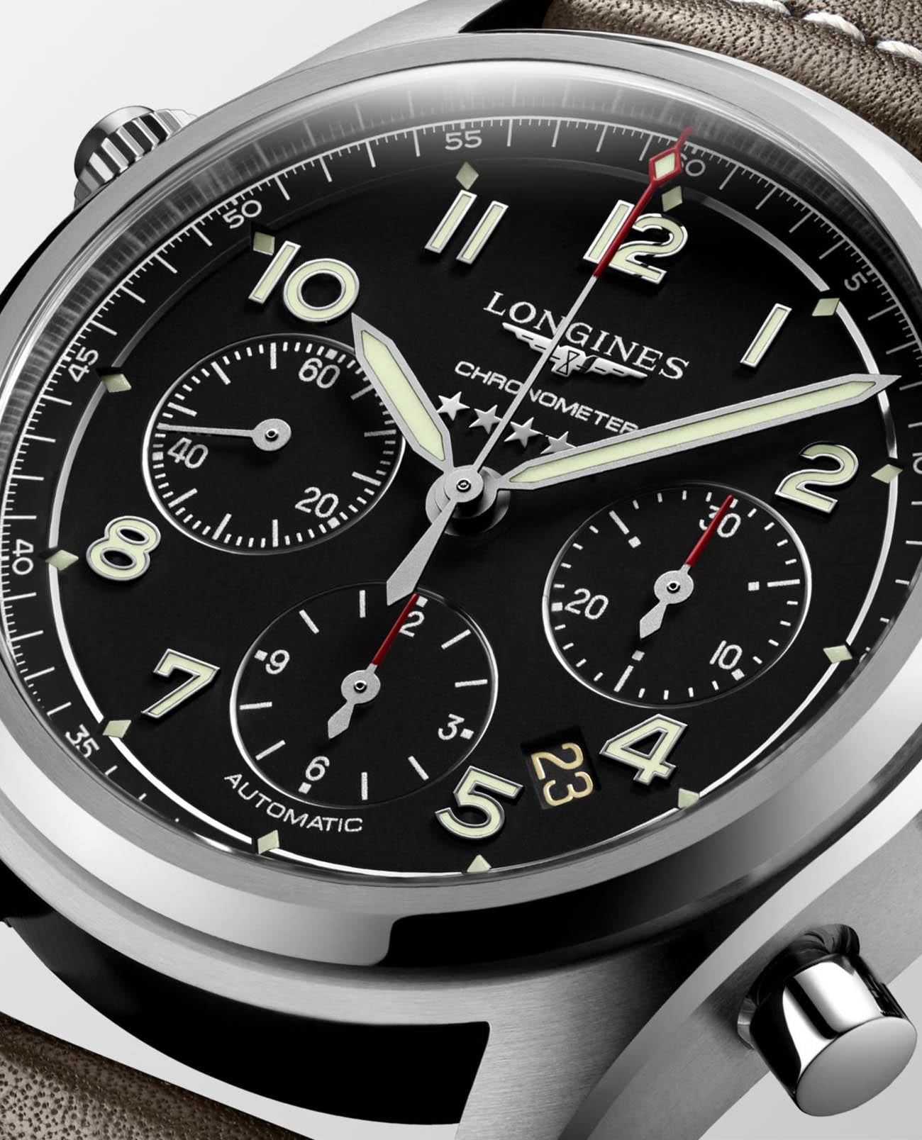 Longines Longines Spirit L3.820.4.53.0 механические мужские часы часы крупный план черный циферблата
