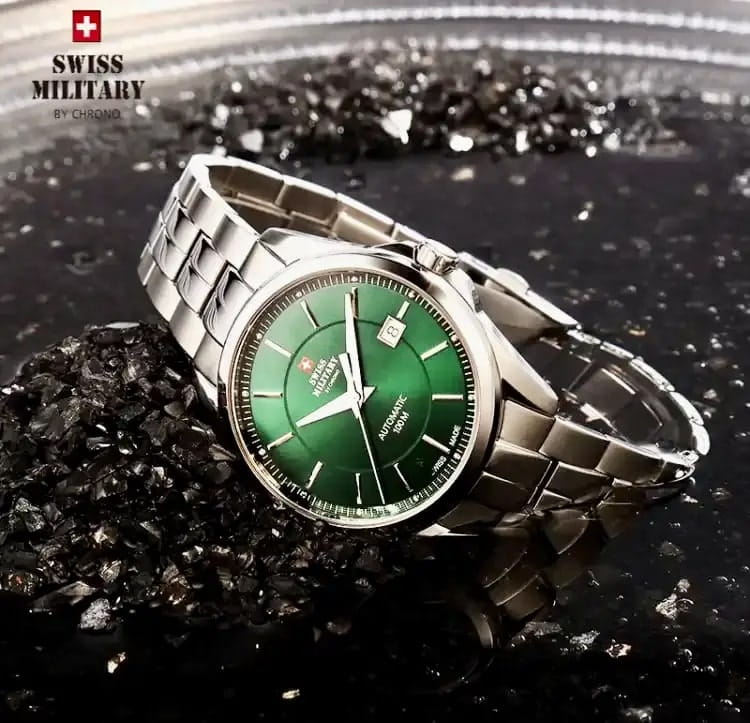 Swiss Military by Chrono Swiss Military by Chrono SMA34085.04 мужские часы зеленый циферблат на запястье