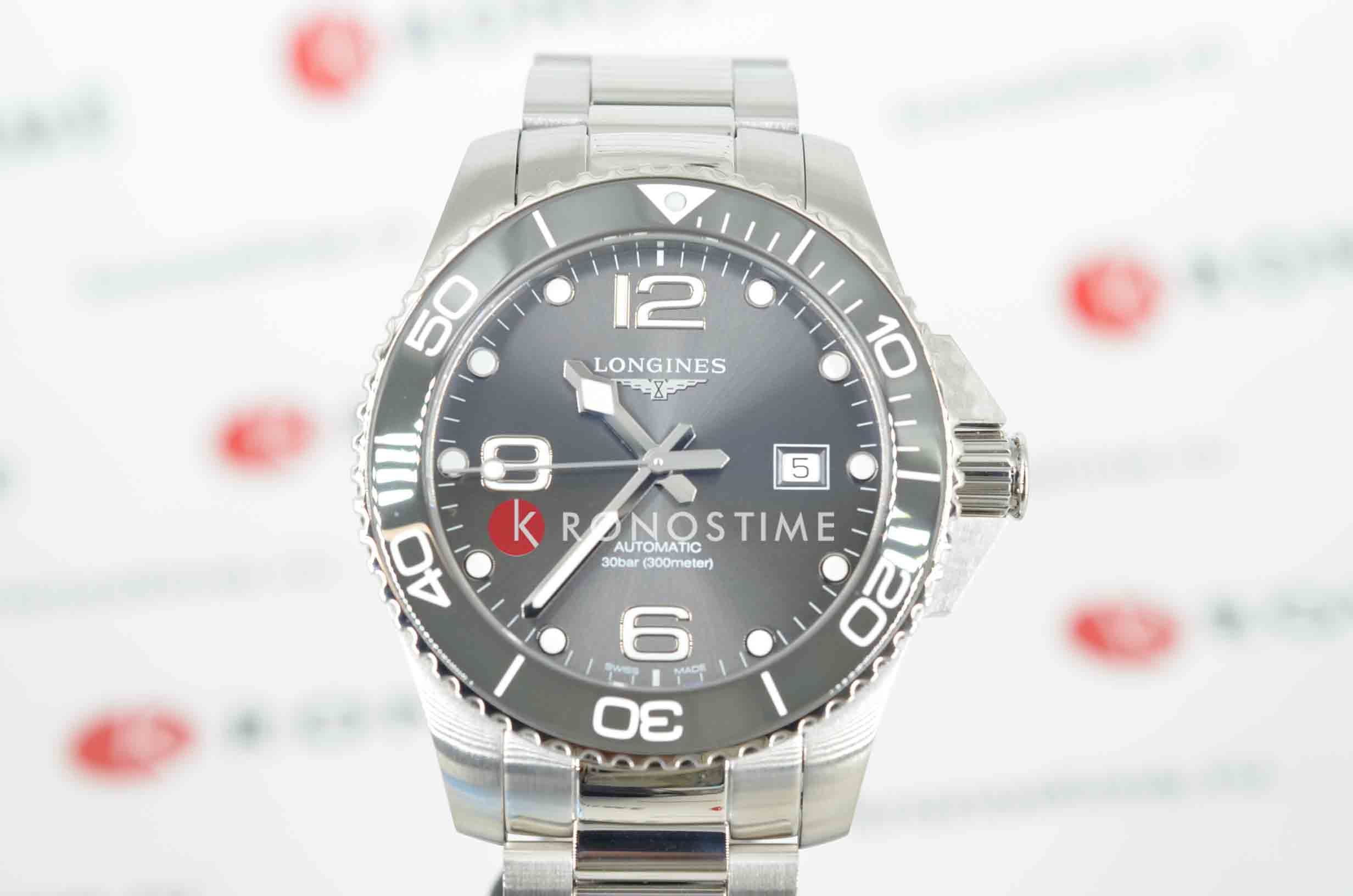 Longines Longines HydroConquest L3.782.4.76.6 , наручные мужские часы фото под углом