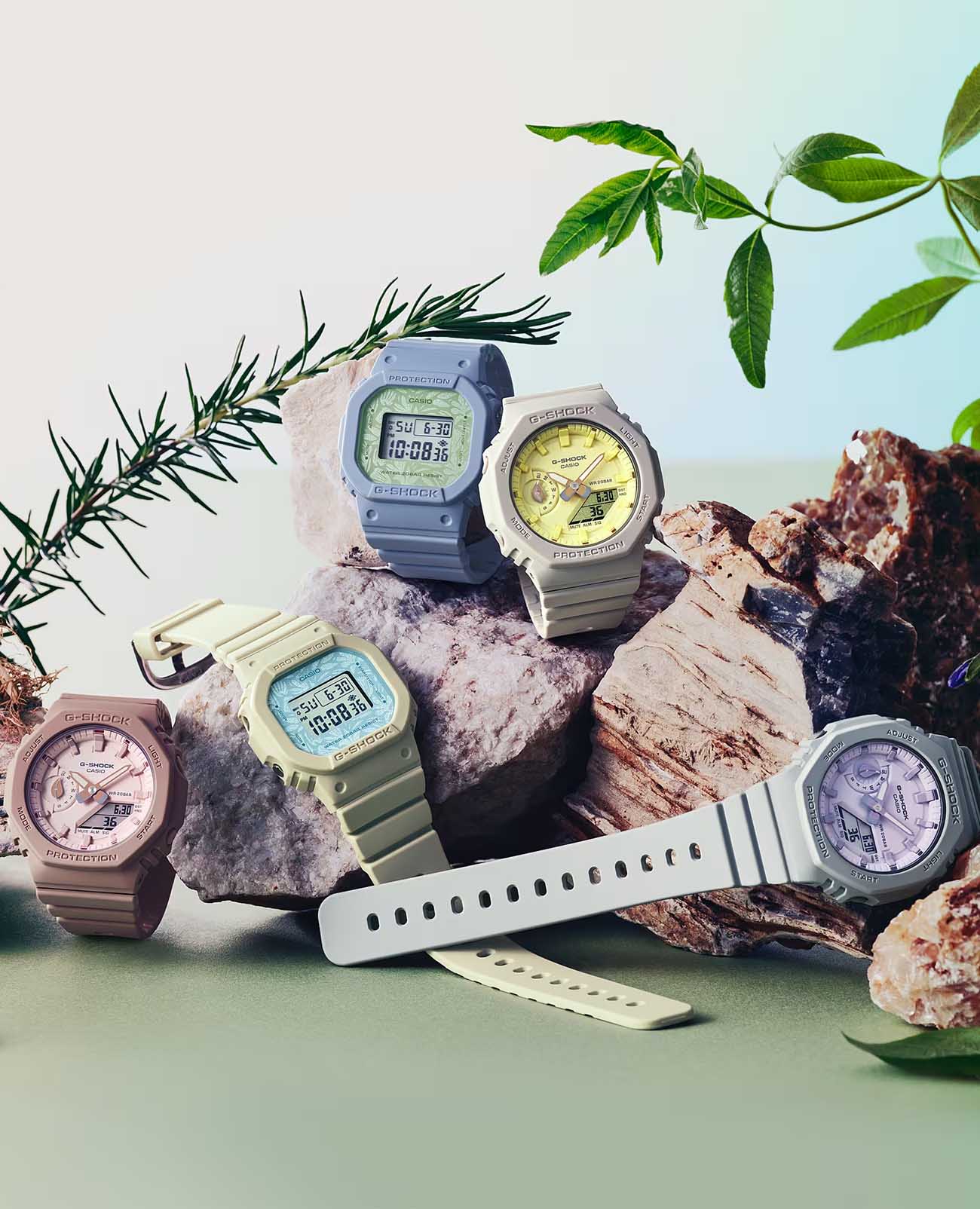 Casio Casio G-Shock GMD-S5600NC-2DR (GMD-S5600NC-2), g-shock япония женские часы на браслете пластик боковой вид