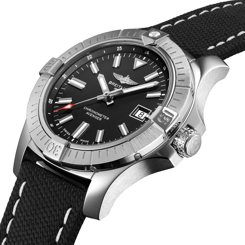Breitling Breitling Avenger Automatic 43 A17318101B1X2 , наручные мужские часы фото под углом