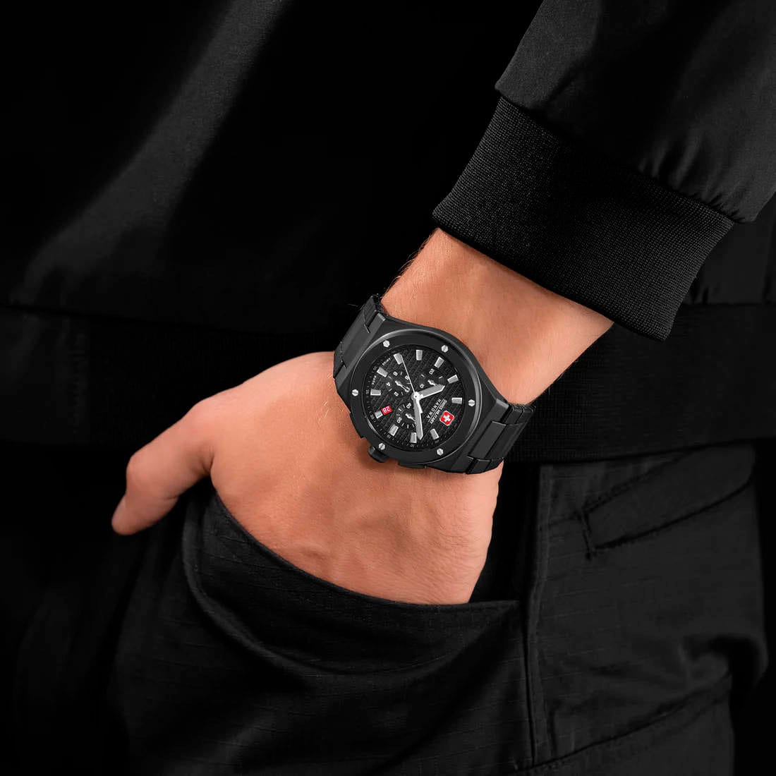 Swiss Military Hanowa Swiss Military Hanowa Sidewinder Ceramic SMWGI0002280 кварцевые мужские часы часы крупный план черный циферблата